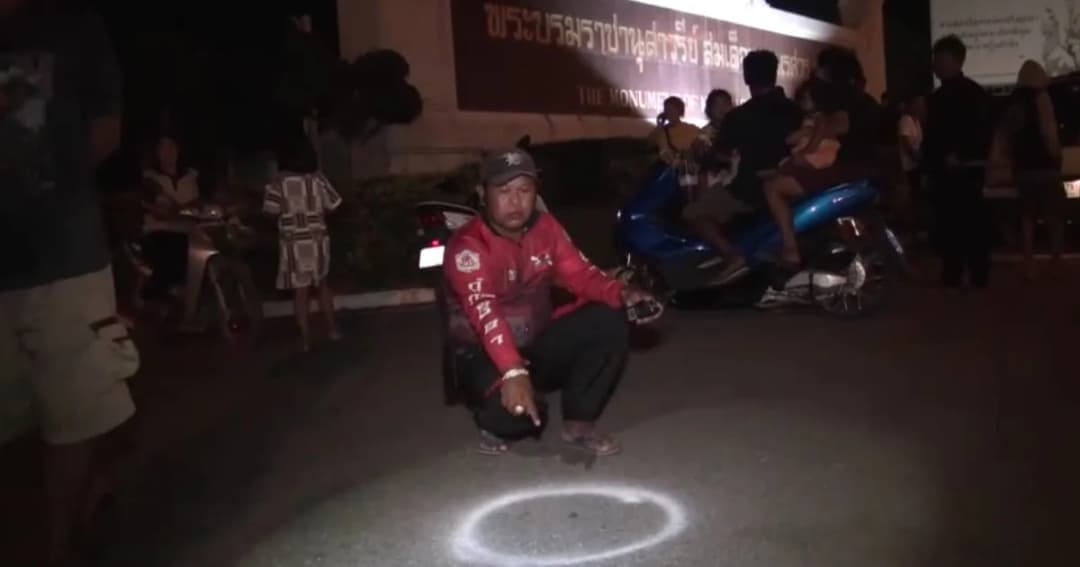 วัยรุ่นอินบ็อกซ์นัดเคลียร์กันเรื่องผู้หญิง ถูกอีกฝ่ายพาพวกล้อมสาดกระสุนใส่