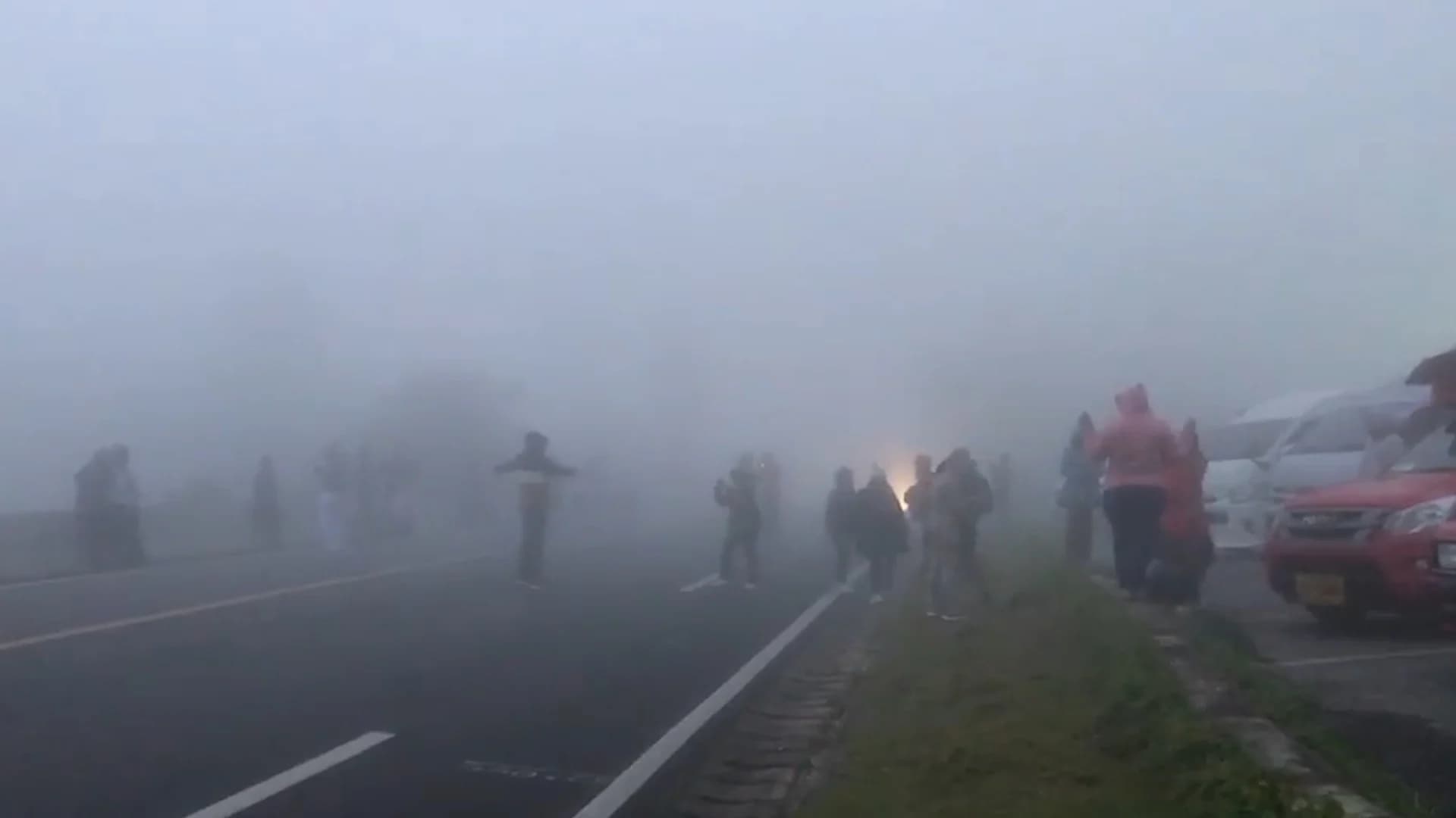 กรมอุตุฯ เตือนภาคใต้ฝนตกหนักต่อเนื่อง ส่วนภาคเหนือยอดดอยหนาวสุด 10 องศาฯ