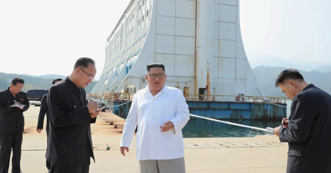 คิม จองอึน สั่งรื้อรีสอร์ตที่เกาหลีใต้สร้างในภูเขากุมกัง ชี้สภาพทรุดโทรม