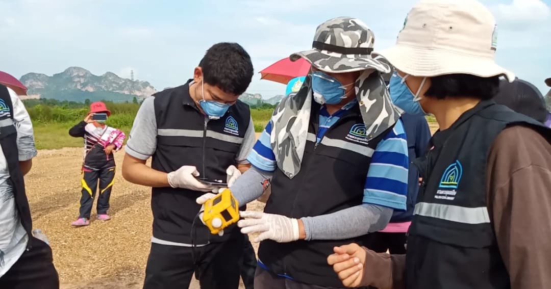 ผู้ว่าเพชรบุรีสั่งเอาผิดคนฝังกากอุตสาหกรรมพิษขั้นเด็ดขาด