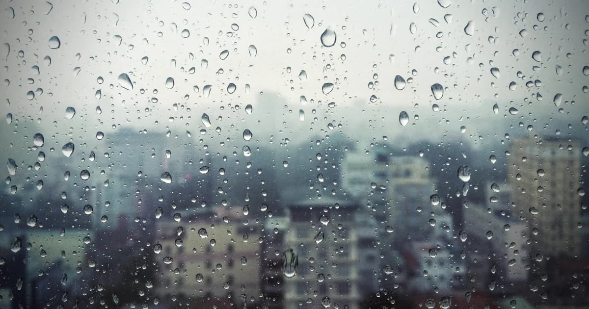 กรมอุตุฯ เตือน พายุลูกใหม่เข้าเวียดนาม กระทบ 12 จังหวัดภาคอีสานฝนหนัก 14-15 ต.ค. นี้