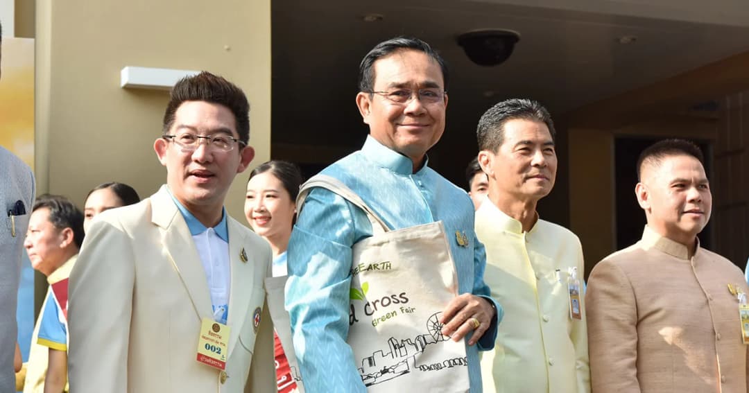 หมอดูชื่อดังชี้บิ๊กตู่ดวงโดดเด่น แต่ปีหน้าชงขอให้ดูแลสุขภาพพ้นเดือนมิ.ย.-ก.ย.ไปได้จะอยู่ยาว