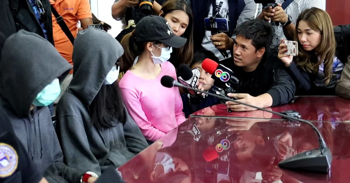 ตำรวจจับผู้ลูกน้องแม่มณีเพิ่มรวม 3 ราย ยึดเงินสด 5.5 ล้าน ทอง 10 บาท