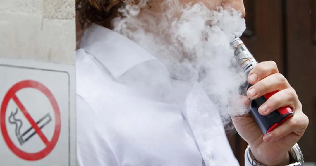 สหรัฐฯ เล็งกำหนดอายุผู้สูบบุหรี่ไฟฟ้าขั้นต่ำ 21 ปี หลังพบผู้ป่วยโรคปอดทะลุ 2 พันราย