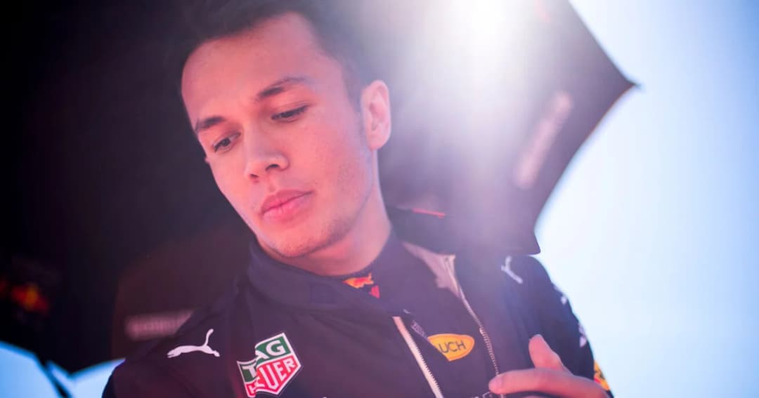 เรดบูลยืนยัน อเล็กซ์ อัลบอน จะขับให้ทีมต่อไปในซีซั่น 2020