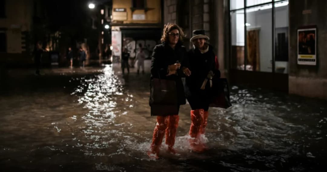 ทางการประกาศเขตภัยพิบัติในเวนิส เบื้องต้นมีผู้เสียชีวิตจากน้ำท่วมครั้งนี้แล้ว 2 ราย