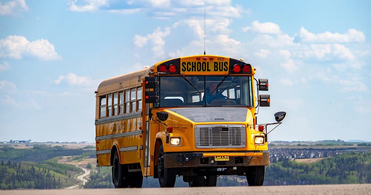 มองโกเลียเปิดบริการ ‘รถโรงเรียน’ แก้ปัญหาจราจรติดขัด