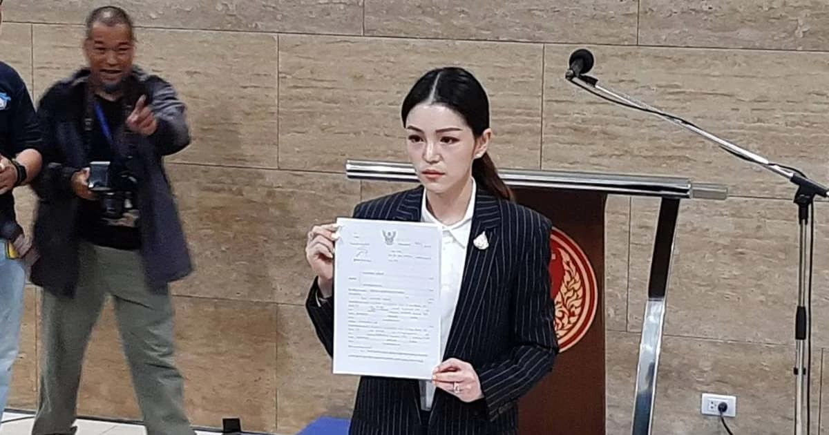 “มาดามเดียร์” ฟ้อง “ช่อ” หมิ่นฯ ศาลนัดไต่สวนครั้งแรก 24 ก.พ.63