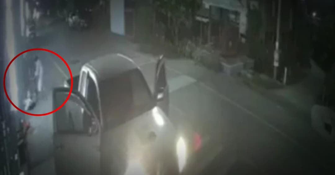 สลด! พ่อลั่นไกใส่แม่ตายต่อหน้าลูก 4 ขวบ ก่อนยิงตัวเองตาม