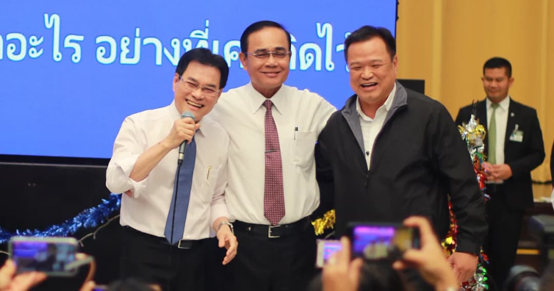 บิ๊กตู่ ร่วมงานเลี้ยงสื่อทำเนียบฯ ยืนยันรัฐบาลไม่ได้ตูดขาด