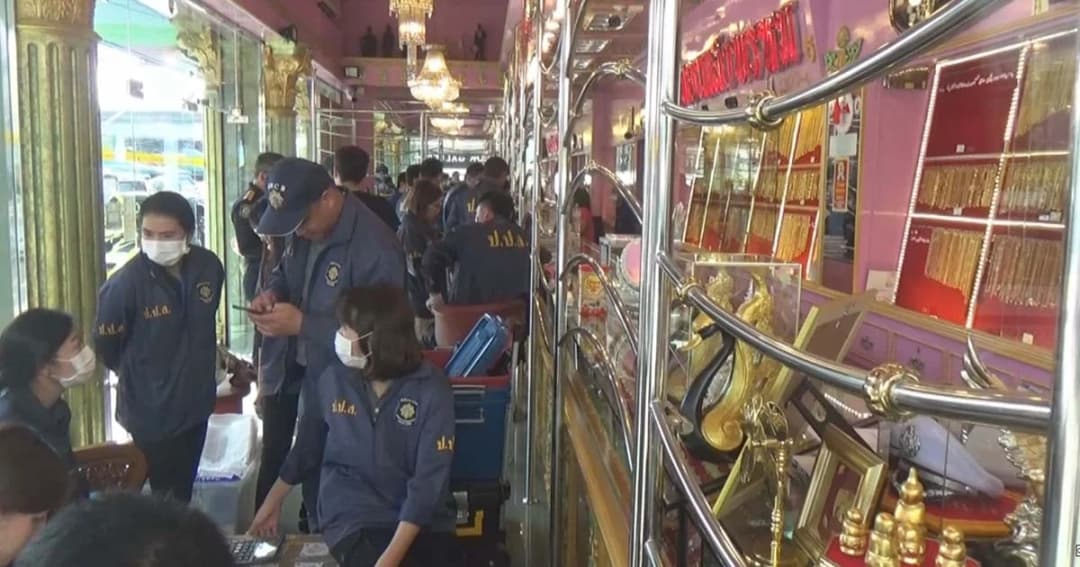 บุกยึดทรัพย์ร้านทองชื่อดังเมืองสองแควกว่า 500 ล้านบาท หลังเอี่ยวแก๊งค้ายาภาคเหนือ