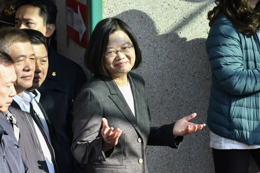 ไช่ อิงเหวิน ประธานาธิบดีไต้หวัน เอาชนะเลือกตั้งทั่วไป เหนือคู่แข่งแบบถล่มทลาย