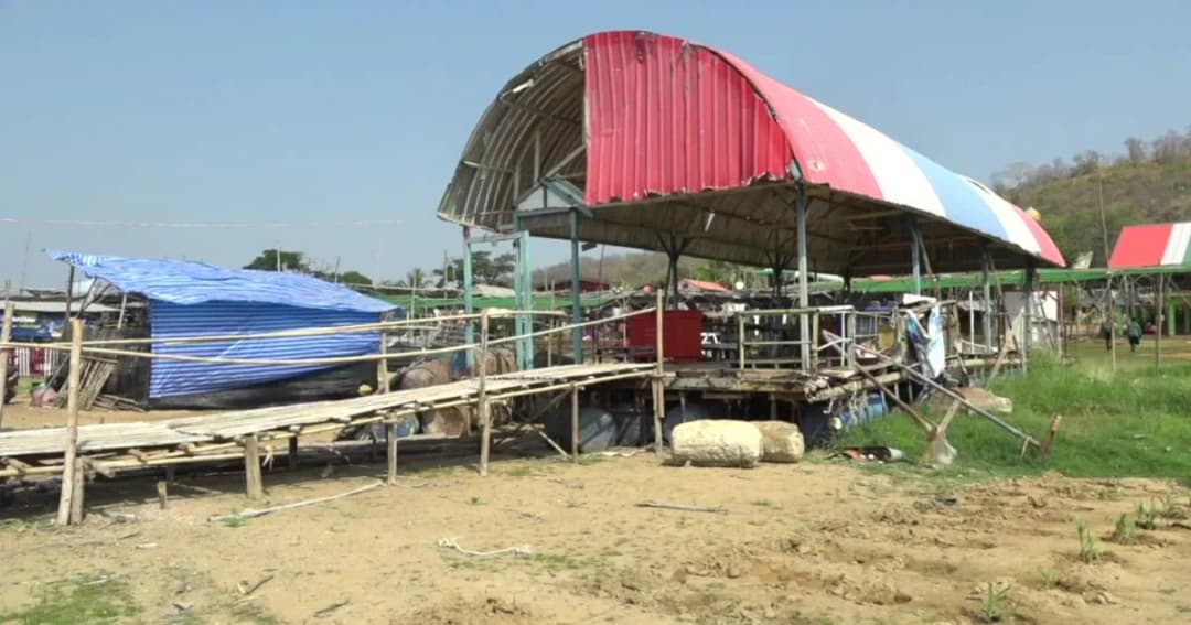 น้ำเขื่อนอุบลรัตน์ลดระดับลง ส่งผลกระทบธุรกิจแพอาหาร