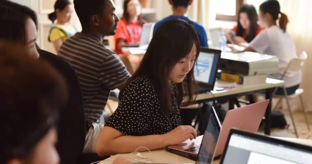 จีนสั่งมหาวิทยาลัยจัดสอนออนไลน์ หลังเลื่อนเปิดเทอมหนีไวรัสโคโรนา