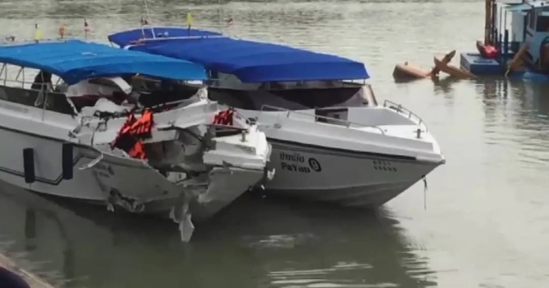 เรือสปีดโบ๊ทชนกันกลางร่องน้ำทะเลภูเก็ต เสียชีวิต 2 เจ็บ 21 ราย