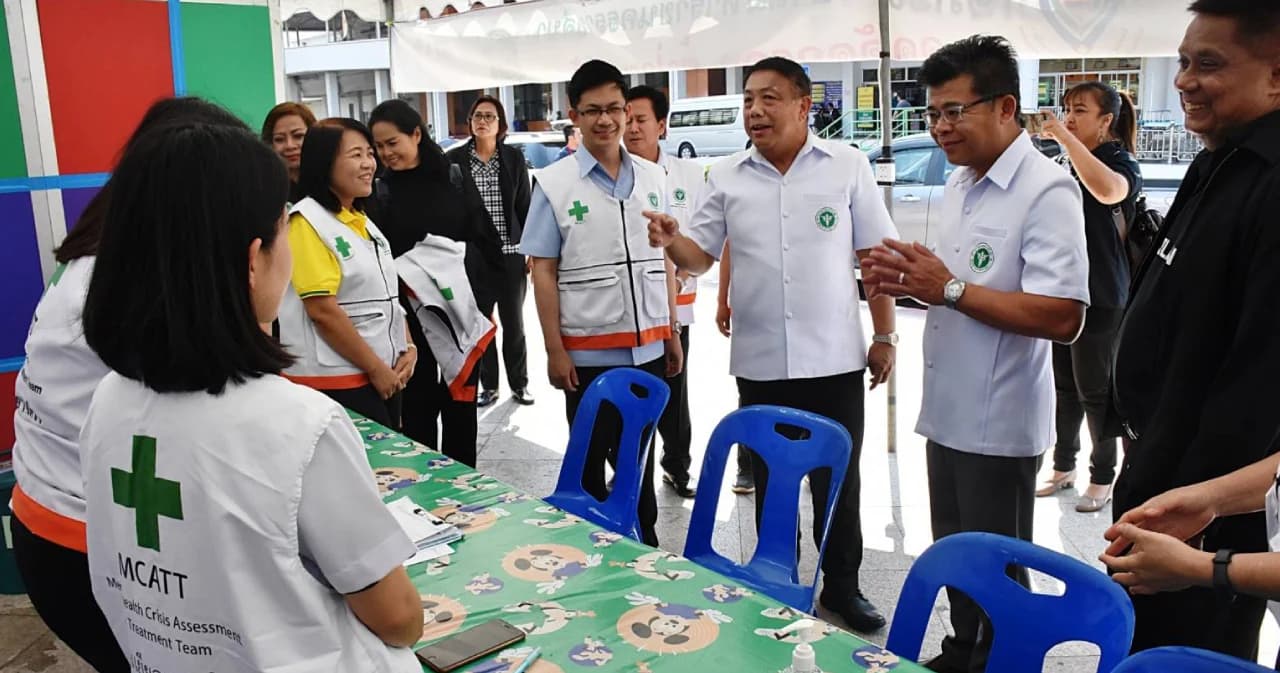 จิตแพทย์ ลงพื้นที่เยียวยาจิตใจผู้อยู่ในเหตุการณ์กราดยิงโคราช