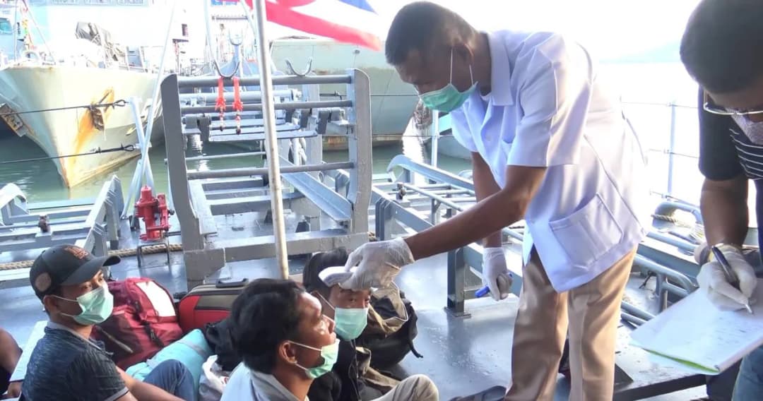 เรือเวียดนามรุกล้ำน่านน้ำไทย จับตรวจไวรัส COVID-19 ทันทีเพื่อความปลอดภัย