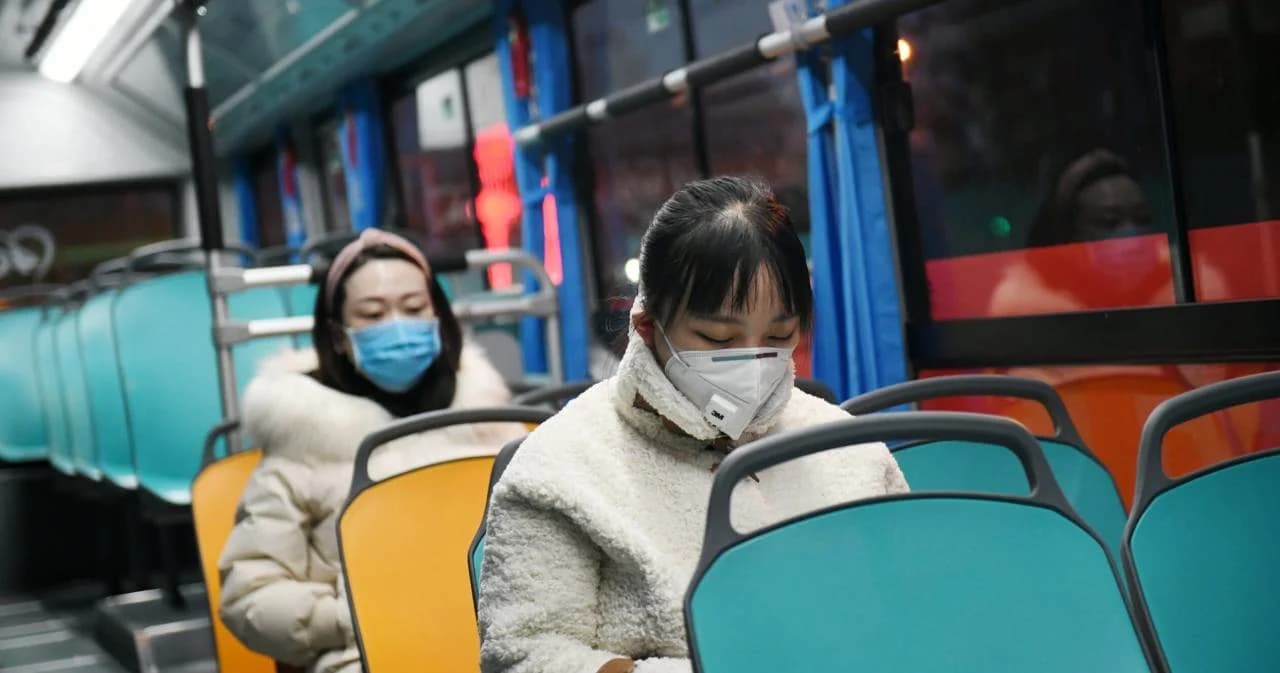 เมืองกว่างโจวติดตั้งเครื่องวัดอุณหภูมิจดจำใบหน้า บนรถโดยสารประจำทาง