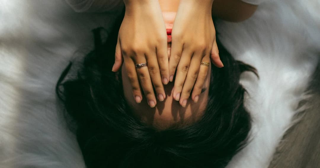 4 วิธีลดเครียดจากเหตุการณ์ความรุนแรง