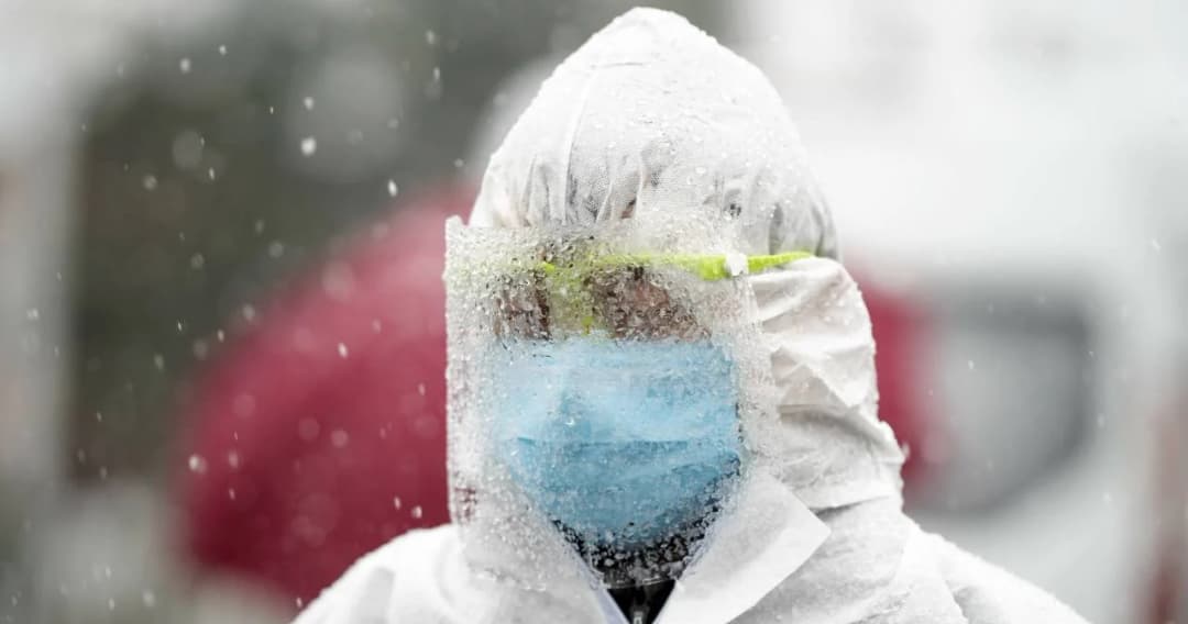 สุดเศร้า ไวรัสโควิด-19 คร่าชีวิตหมอจีนอีก 2 ราย