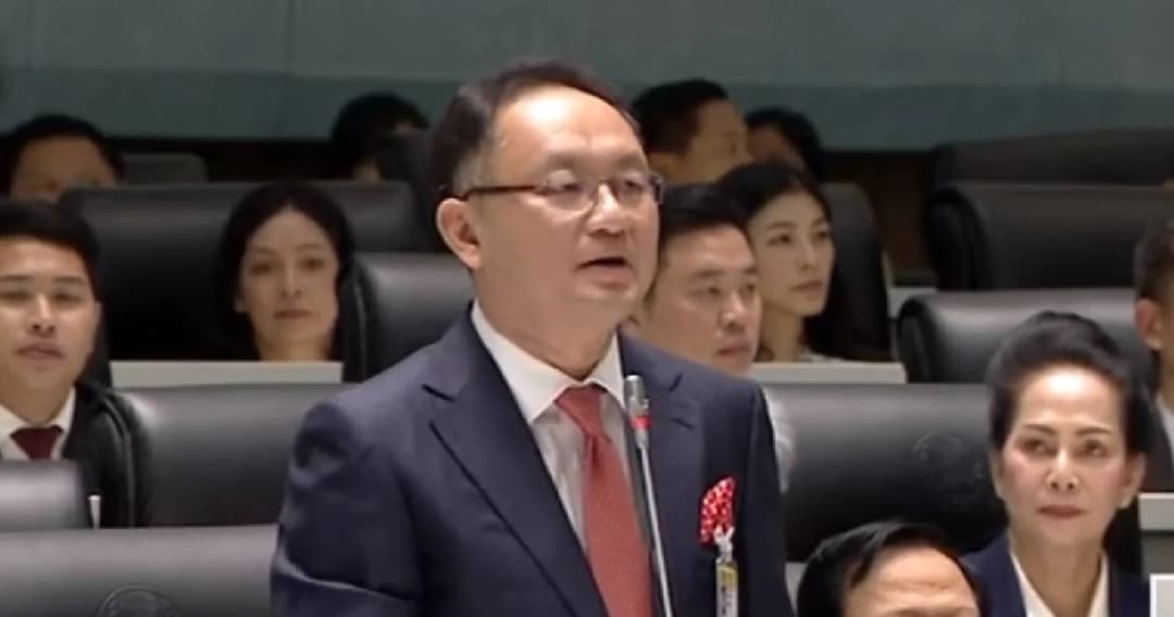 ฝ่ายค้าน กล่าวหาการขายที่ดินพ่อ บิ๊กตู่ 600 ล้านทั้งที่เป็นบ่อตกปลา ส่อทุจริต