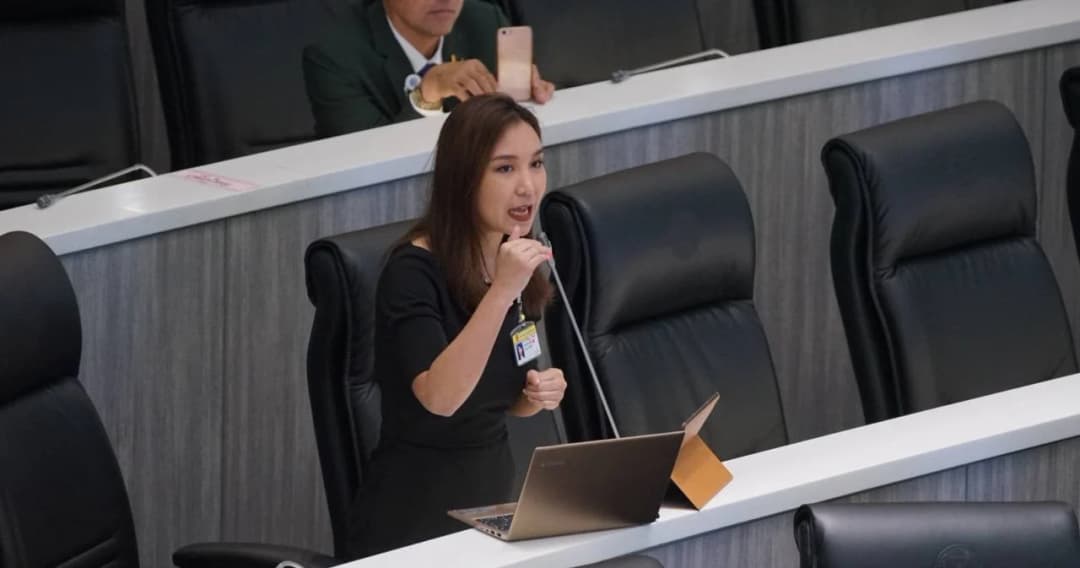 ศิริกัญญา ชี้ “ประยุทธ์” ทุจริตเชิงนโยบายเอื้อเอกชน เร่งแก้ กม.ช่วยผูกขาดสัมปทาน