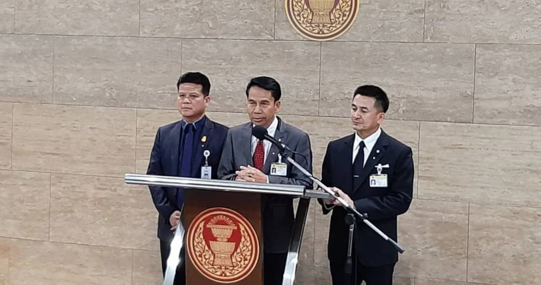 เพื่อไทย ยันไม่มี “คุณขอมา” สุทิน แจงจัดคิว “ประวิตร” ท้ายสุดเพื่อความน่าสนใจ