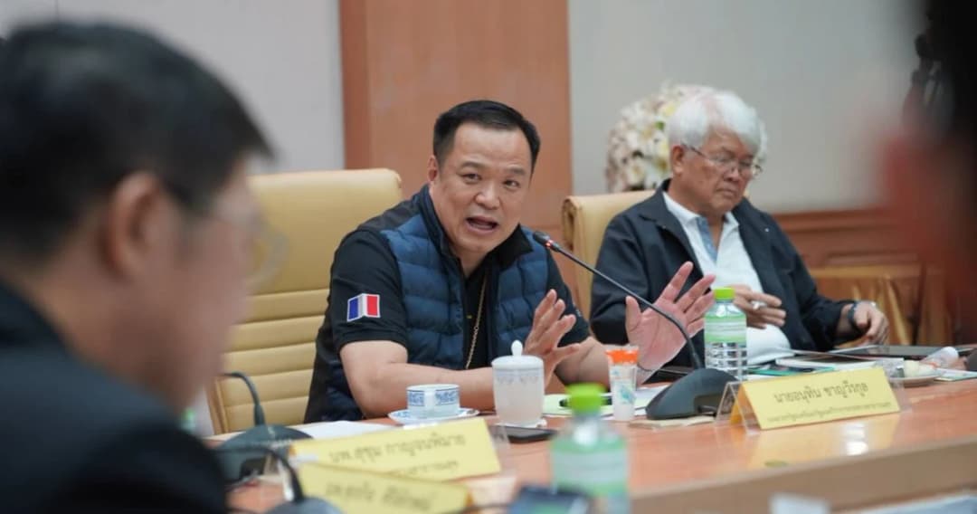 สธ.พบผู้ป่วยเชื้อไวรัสโควิด-19 เพิ่ม 1 คน “อนุทิน” เตือนนร.-นศ.ชุมนุมเสี่ยงโรคระบาด