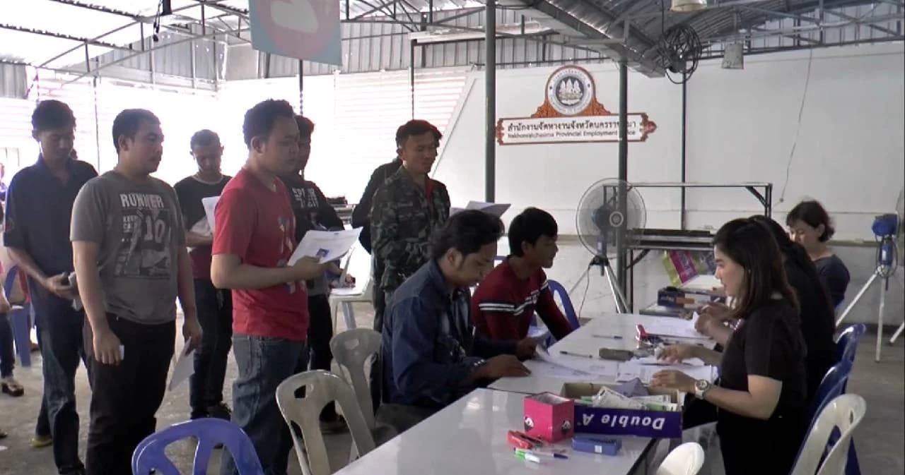 พ้นกักตัวจากโควิด 14 วันมาสมัครได้ โคราชมีงานรอผีน้อย 2 พันอัตรา