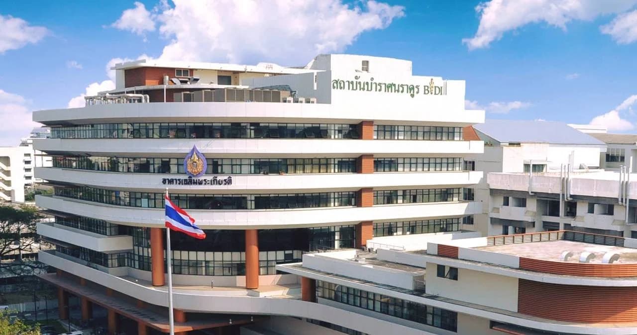 “หมอแล็บฯ” เผยนักรังสีเทคนิครับมือผู้ป่วยโควิดต่อเนื่องจนล้า ขอทีมมาช่วยหนุน