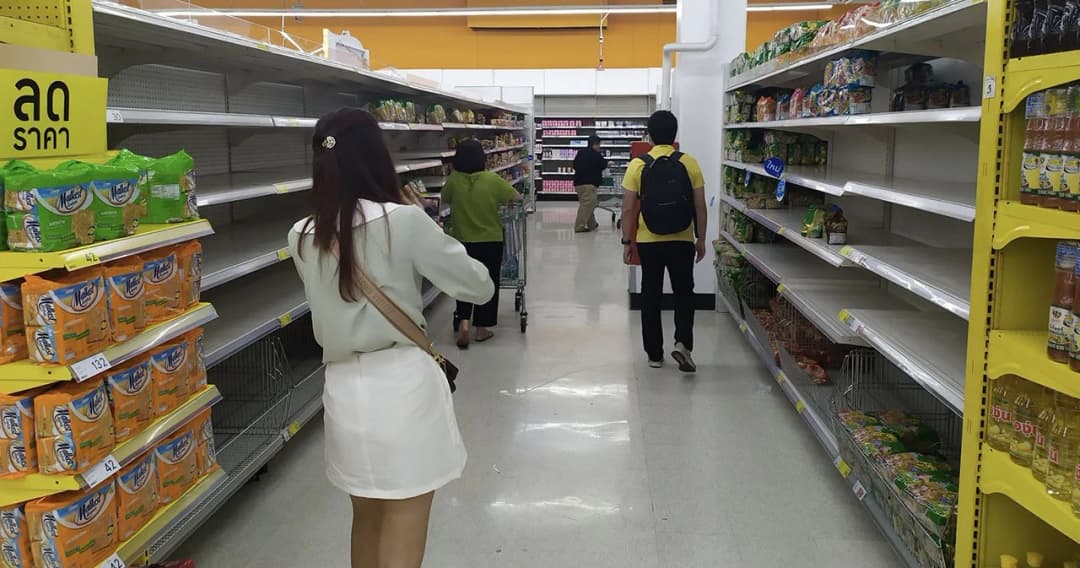 ผู้ผลิตยัน ปชช.ไม่ต้องกักตุนสินค้า ไม่มีปัญหาขนส่งเหมือนน้ำท่วม 54