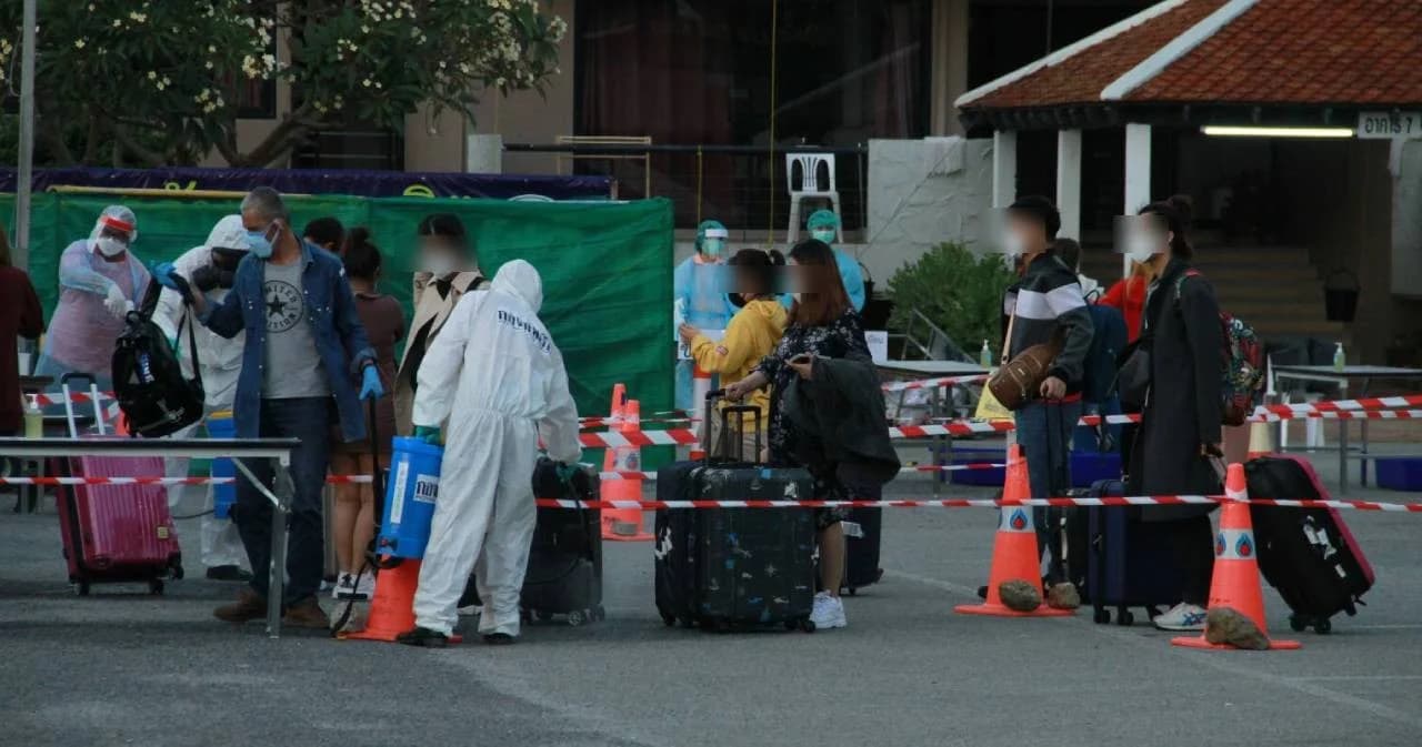 กองทัพเรือรับคนไทยจากเกาหลีใต้ กักตัวเฝ้าดูอาการเพิ่ม 54 ชีวิต ยอดรวม 242 คน