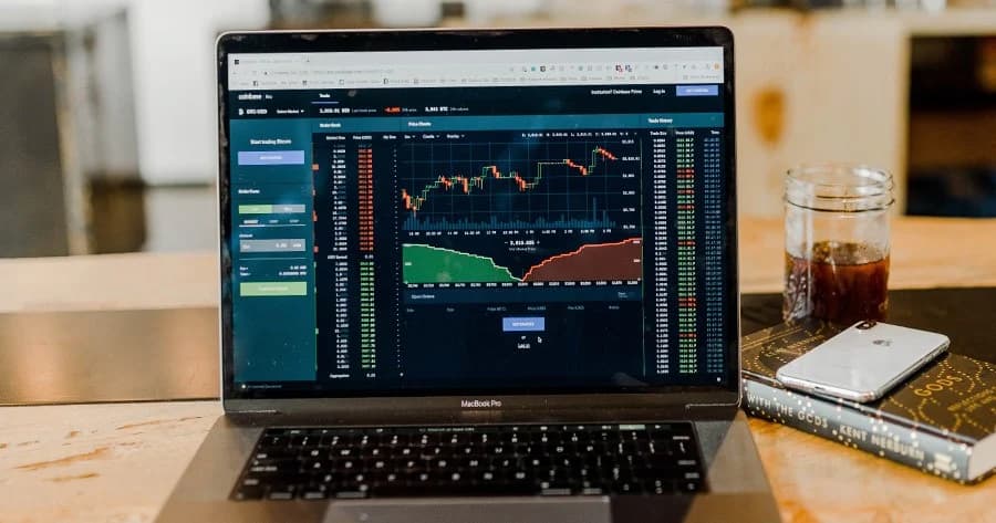 หุ้นไทยพื้นฐานแข็งแกร่ง ชาญกฤช ชี้หุ้นตกเกิดขึ้นทั่วโลก