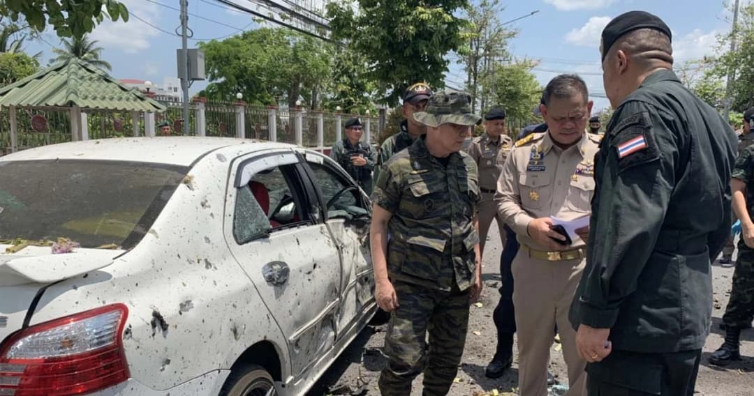 ระเบิดหน้าศอ.บต.ยะลา ขณะประชุมรับมือไวรัสโควิด-19 เบื้องต้นเจ็บนับสิบคน