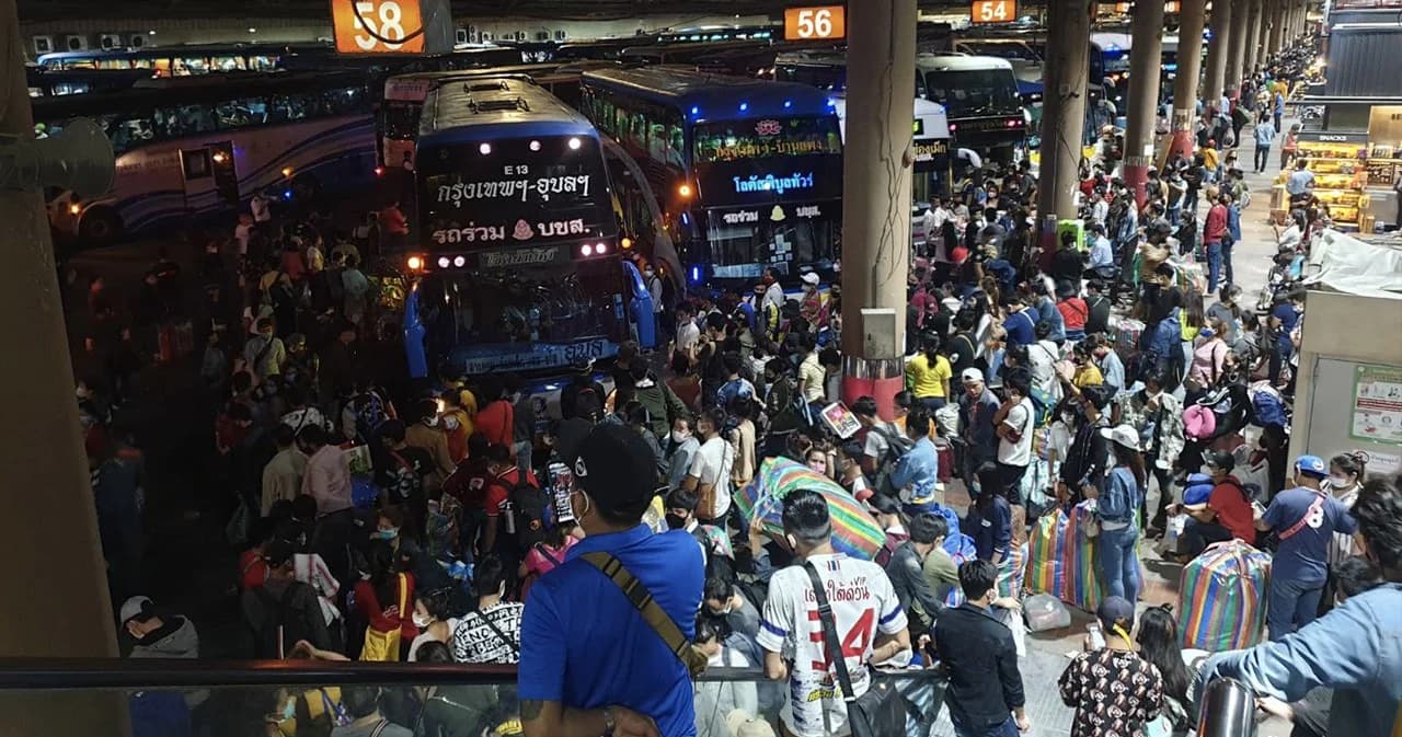 ทะลักเดินทางวันเดียว 8 หมื่น ทั้งเหตุปิดสถานที่-เตรียมปิดชายแดน