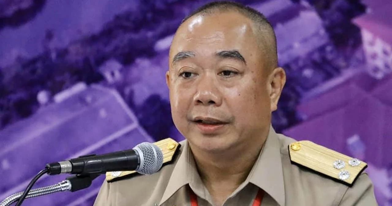 โฆษกกองทัพเรือ ชี้แจงไม่ได้ขอครม.จัดซื้อเรือยกพลขึ้นบก