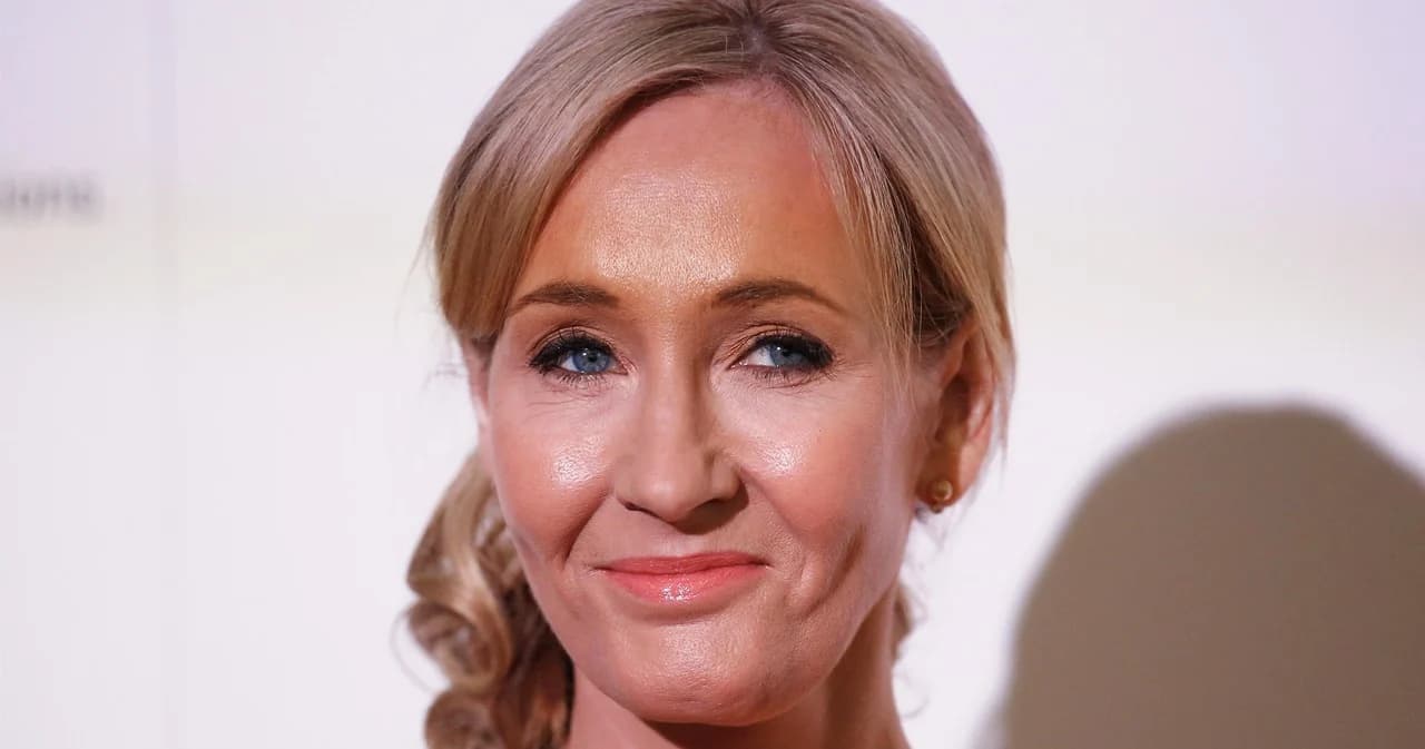 เจ.เค.โรวลิ่ง เปิดตัว Harry Potter at Home ช่วยสาวกไม่เบื่อช่วงกักตัวอยู่บ้าน