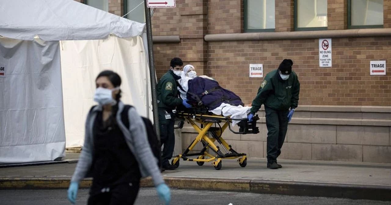 สหรัฐฯวิกฤต พบผู้เสียชีวิตจากโควิด-19 ในนิวยอร์กวันเดียว 562 คน