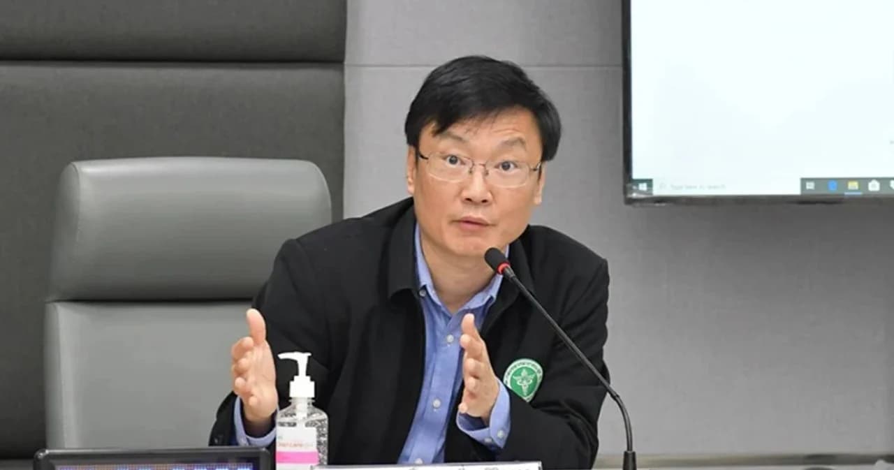 กรมควบคุมโรค ชี้แจงไม่ได้ปกปิด ‘ตัวเลข’ คนรอผลตรวจโควิด-19