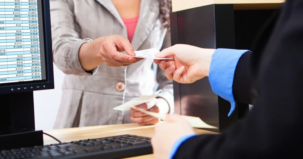 ทุกธนาคาร พร้อมเปิดบริการตามปกติ 7 เม.ย. นี้