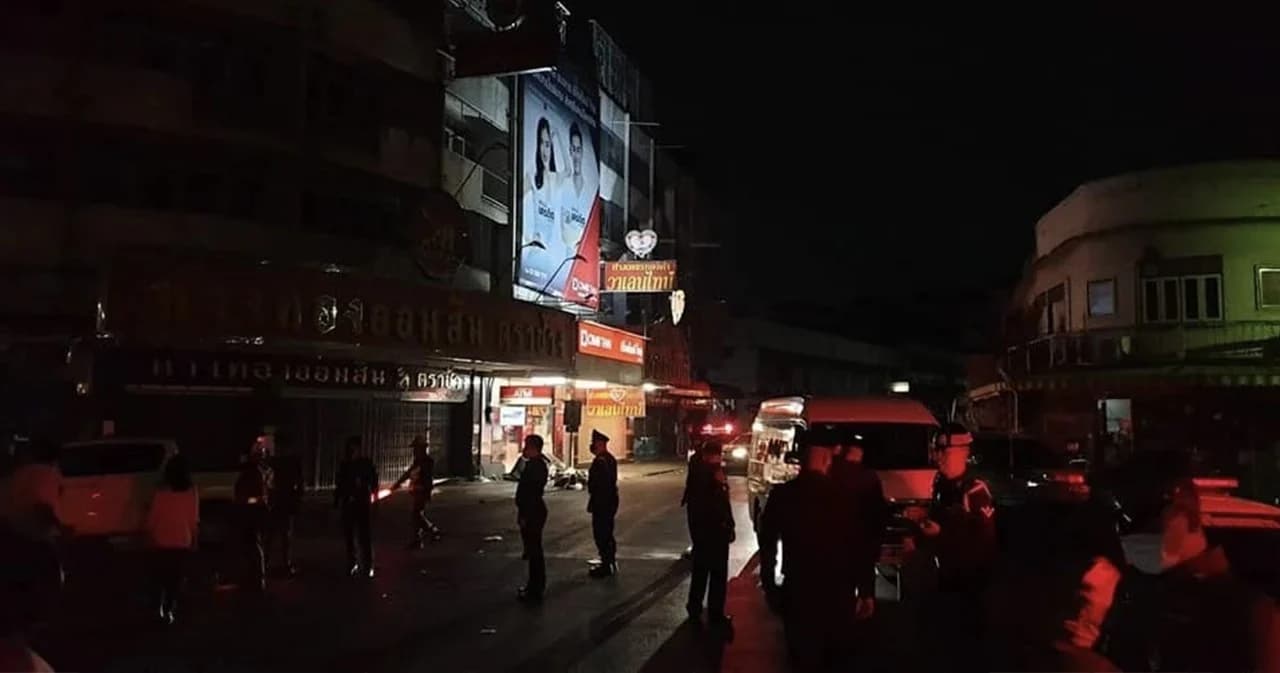 เพิ่มอาชีพเดินทางเคอร์ฟิวได้ พร้อมให้เร่งคดีมั่วสุม-ยาเสพติด เย้ย พ.ร.ก.ฉุกเฉิน