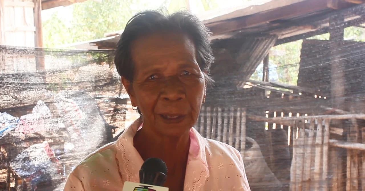 ยายบัวลี ดีใจได้เงินบริจาคแทน 5 พัน หลังลูกชายจมน้ำเสียชีวิตเพราะไปงมหอย