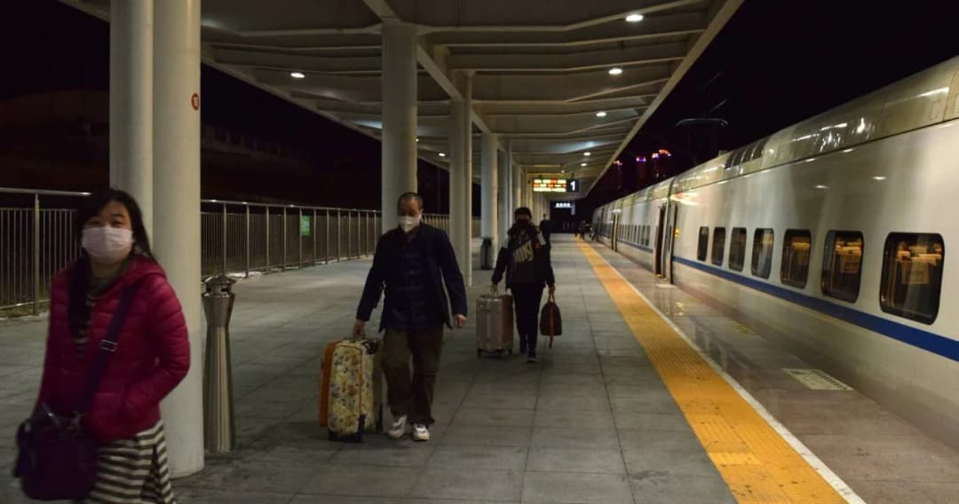 จีนพบผู้ป่วยโควิด-19 รายใหม่ 99 ราย กว่า 97 รายติดเชื้อจากต่างประเทศ