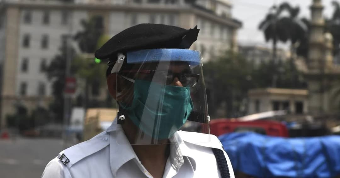 อินเดียขึ้นบัญชี 6 เมืองใหญ่เป็นพื้นที่สีแดง เฝ้าระวังโควิด-19