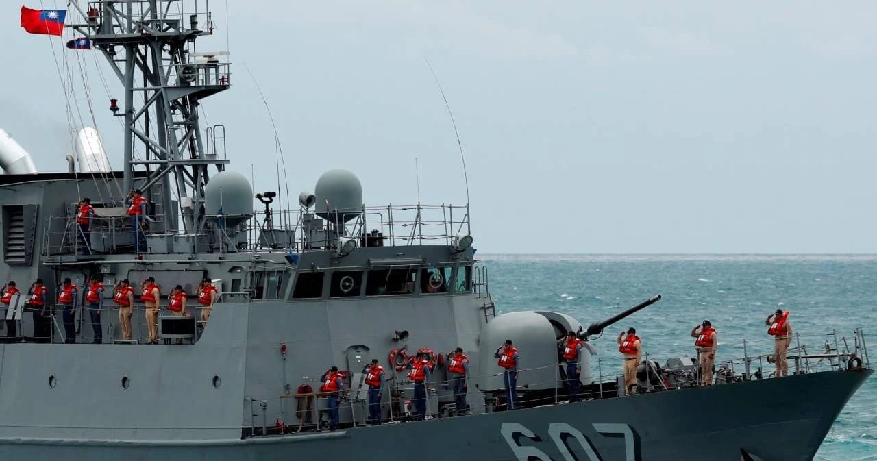 รัฐมนตรีกลาโหมไต้หวันขอโทษ หลังไวรัสโควิด-19 ระบาดบนเรือรบ