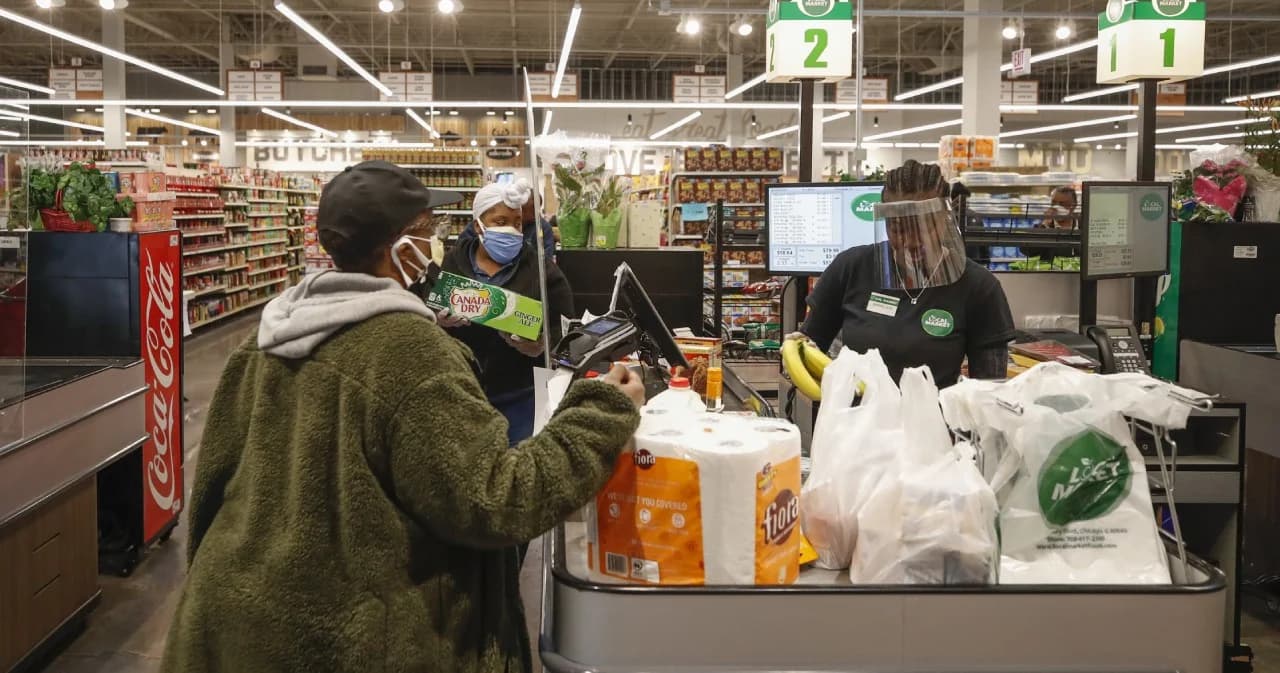 ทางการรัฐเท็กซัสทยอยเปิดกิจการบางส่วน พร้อมคุมเข้มการเว้นระยะห่างทางสังคม