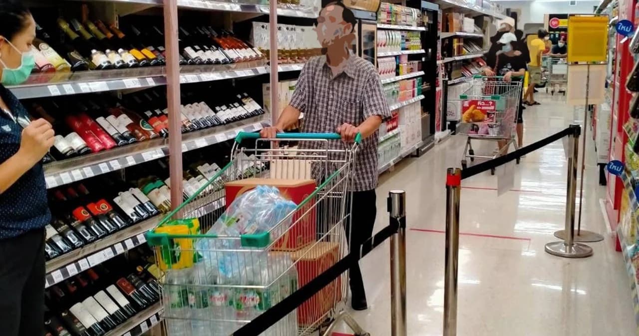 เทสโก้ โลตัส จัดระเบียบการซื้อเครื่องดื่มแอลกอฮล์เข้าซื้อได้ครั้งละ 5 คน