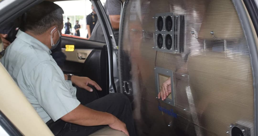 กองทัพอากาศ ผลิตฉากกั้นแท็กซี่ต้นแบบ ต้นทุน 2,700 บาท ไม่กระทบโครงสร้างรถ