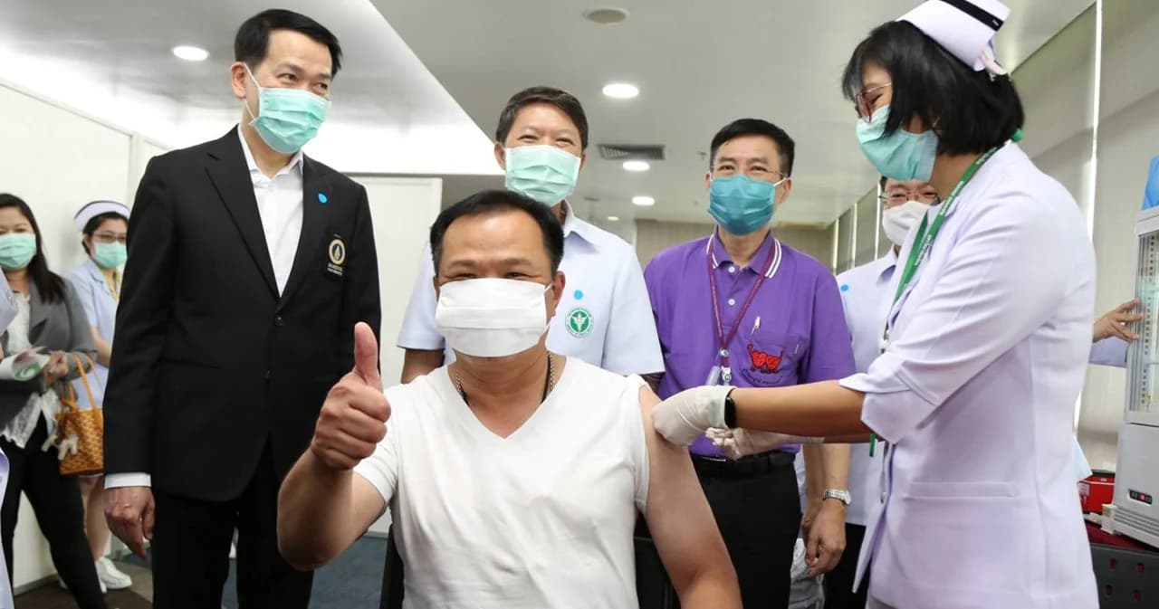 เริ่มแล้วฉีดวัคซีนป้องกันโรคไข้หวัดใหญ่ 4.11 ล้านโด๊ส 7 กลุ่มเสี่ยง