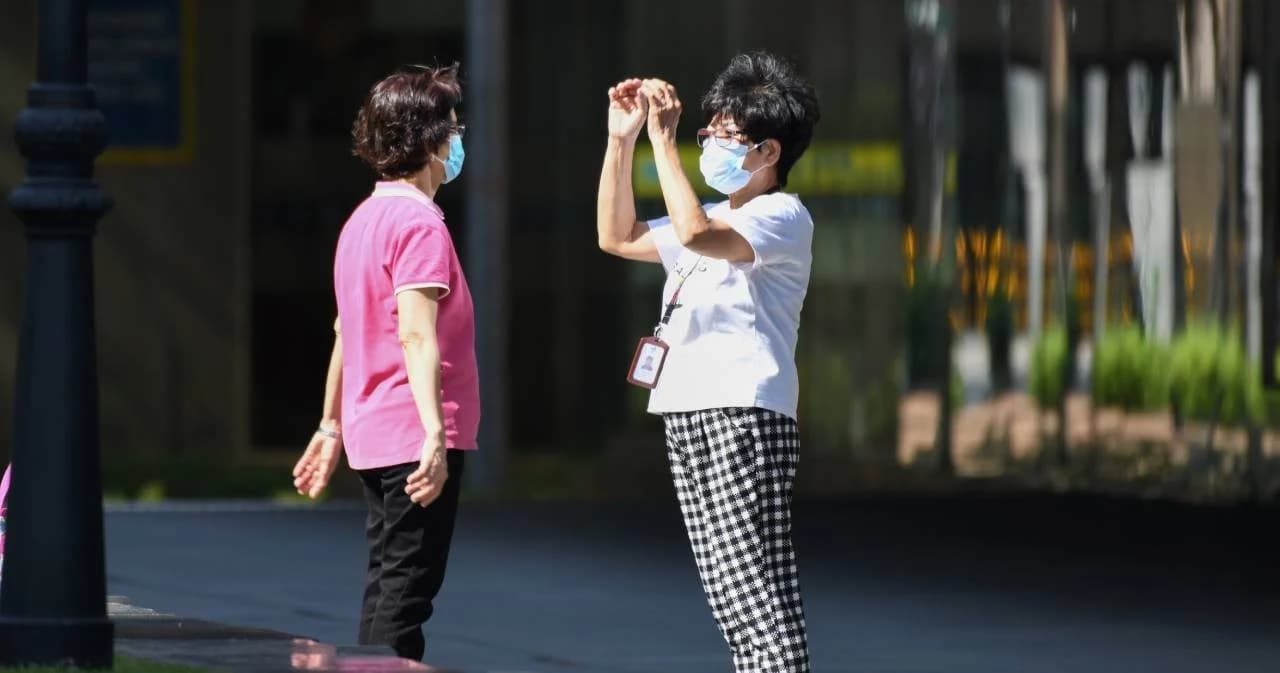 สิงคโปร์พบผู้ติดเชื้อโควิดรายใหม่ 876 รายในวันเดียว